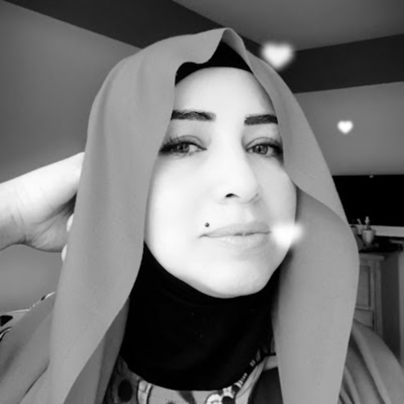 Meet your Posher, Nazly - Picture 1 of 1